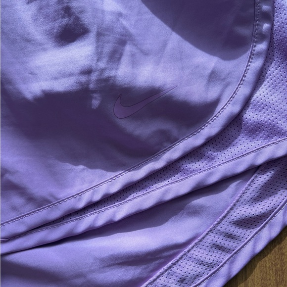 Nike Dri-FIT Lilac Purple Athletic Shorts - Picture 3 of 4